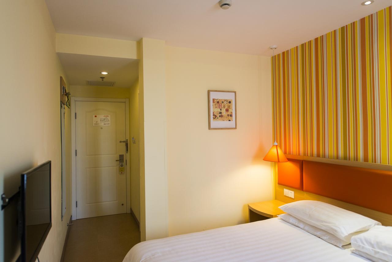 Home Inn Shanghai Xujiahui West Zhongshan Road ภายนอก รูปภาพ